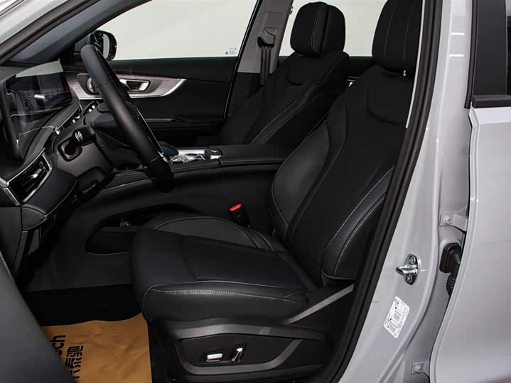 Chery Tiggo 8 Pro Hybrid 2025 2025款 冠军版 1.5T 100km 尊贵型