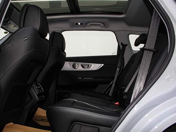 Chery Tiggo 8 Pro Hybrid 2025 2025款 冠军版 1.5T 100km 尊贵型