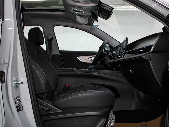 Chery Tiggo 8 Pro Hybrid 2025 2025款 冠军版 1.5T 100km 尊贵型