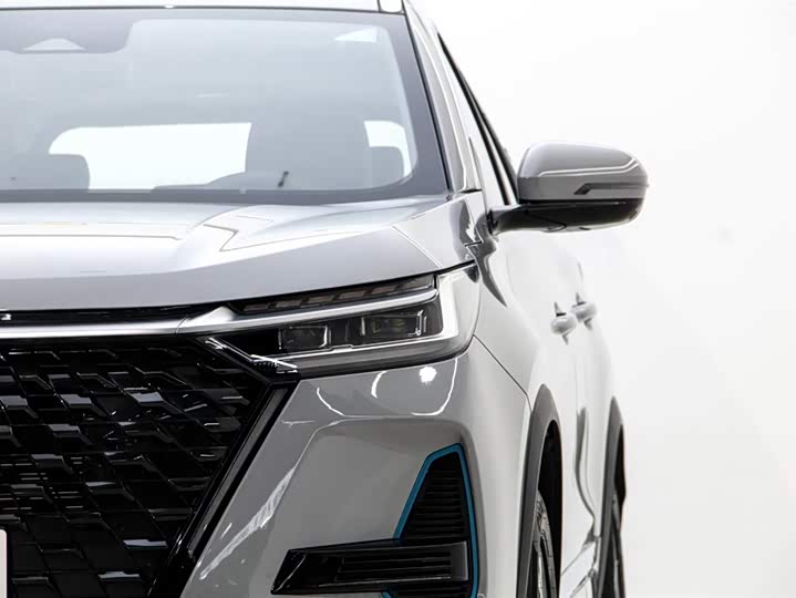 Chery Tiggo 8 Pro Hybrid 2025 2025款 冠军版 1.5T 100km 尊贵型