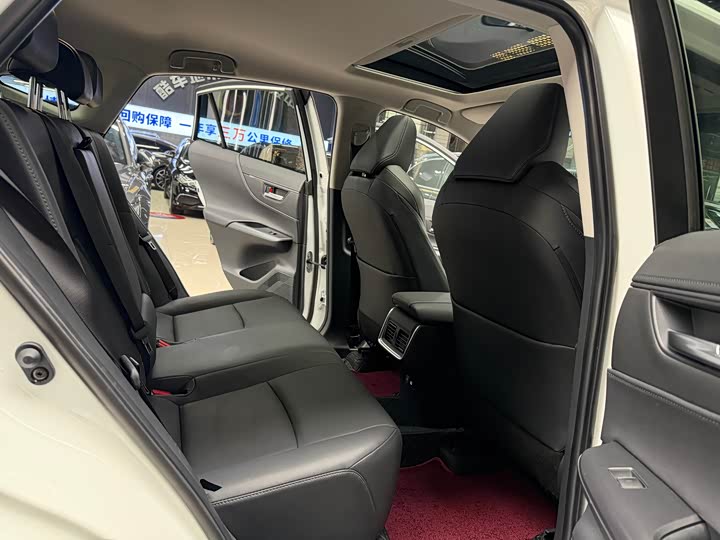 Toyota Venza 2024 2024款 2.0L CVT两驱豪华版