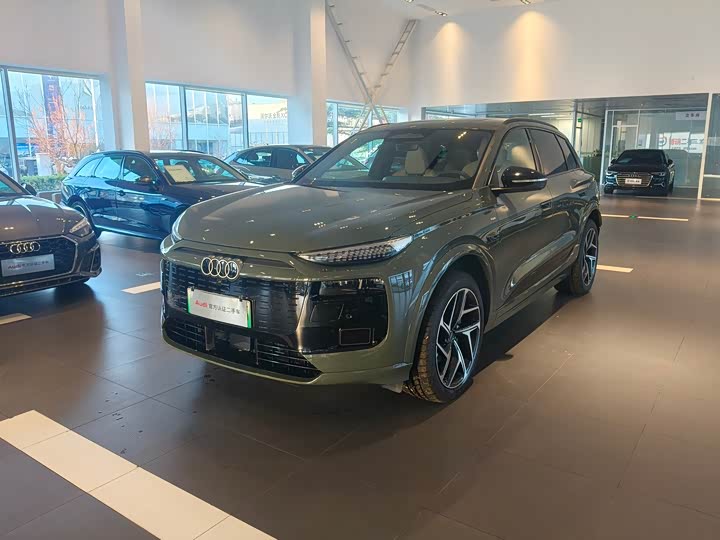 Audi Q6L e-tron 2026 2026款 首发领航版