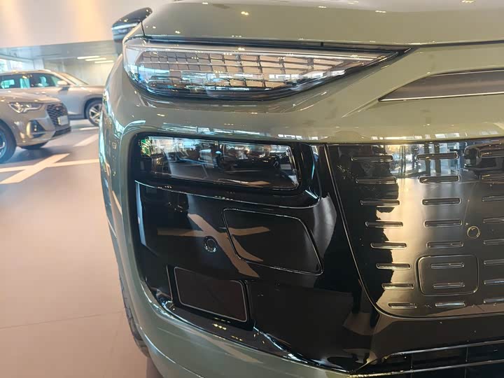 Audi Q6L e-tron 2026 2026款 首发领航版