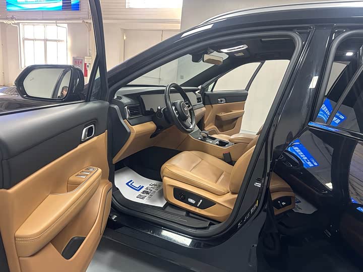 LiXiang One 2021 2021款 增程6座版