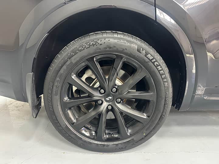 LiXiang One 2021 2021款 增程6座版