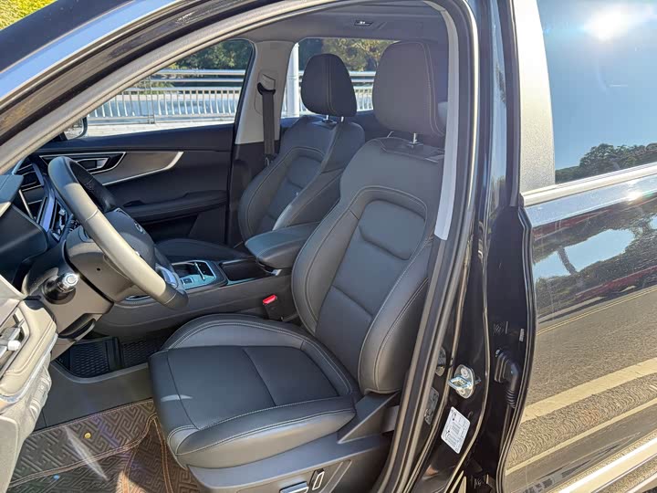 Chery Tiggo 8 2024 2024款 荣耀版 230TCI 自动卓越版 5座