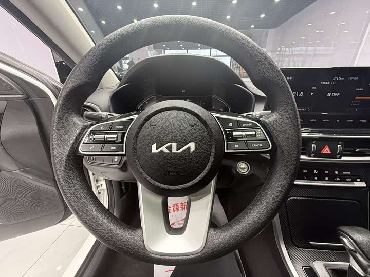 Kia K3 2021 2021款 1.5L CVT时尚版