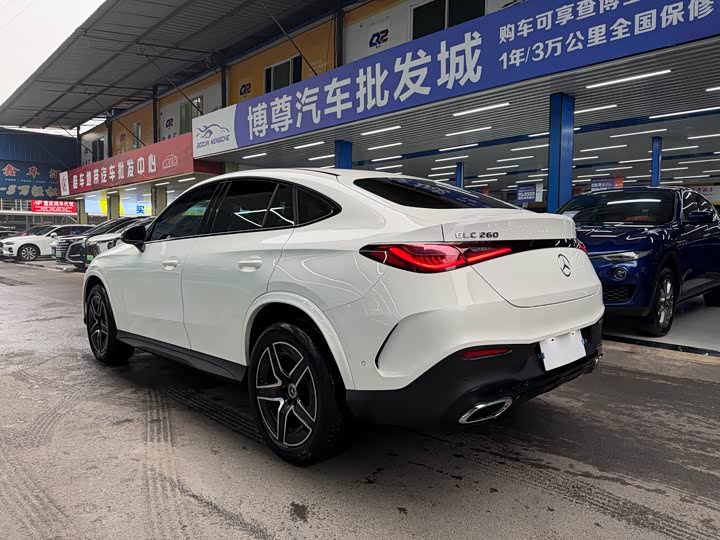 Mercedes-Benz GLC-Class Coupe 2025 2025款 GLC 260 4MATIC 轿跑SUV