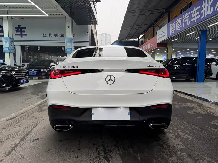 Mercedes-Benz GLC-Class Coupe 2025 2025款 GLC 260 4MATIC 轿跑SUV