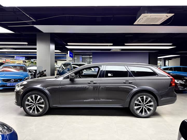Volvo V90 2022 2022款 Cross Country B5 AWD 智远版