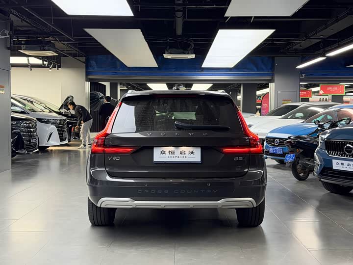 Volvo V90 2022 2022款 Cross Country B5 AWD 智远版