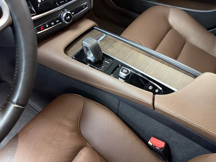 Volvo V90 2022 2022款 Cross Country B5 AWD 智远版