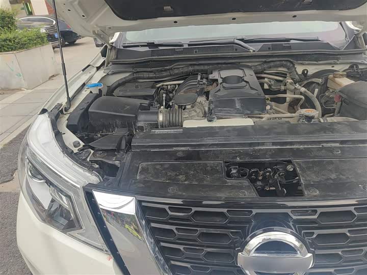 Nissan Terra 2020 2020款 2.5L XV 4WD 自动四驱旗舰版