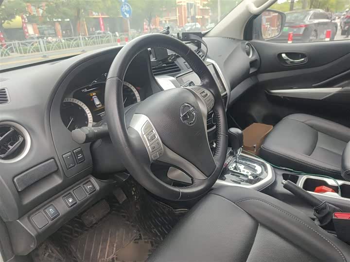 Nissan Terra 2020 2020款 2.5L XV 4WD 自动四驱旗舰版