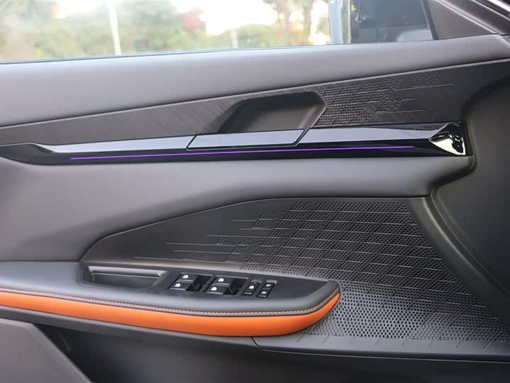 Changan UNI-V 2025 2025款 1.5T 500Bar高能版