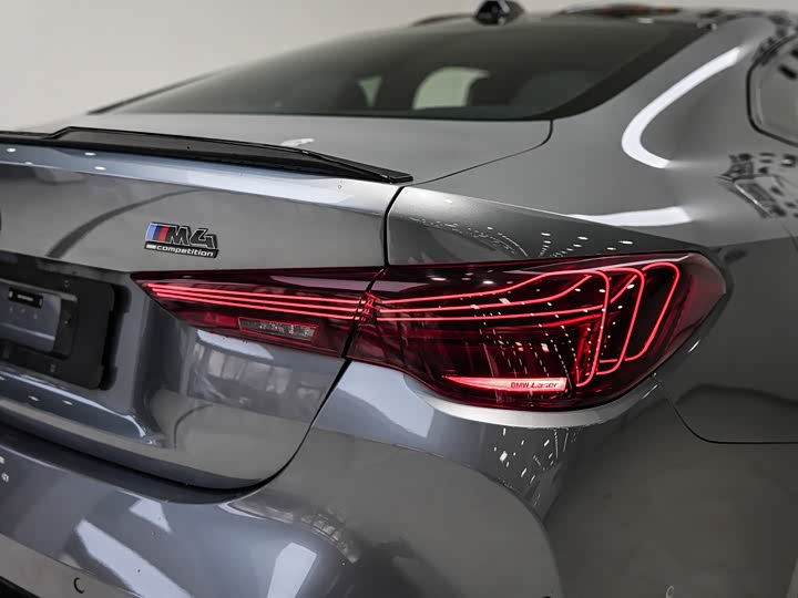 BMW M4 2024 2024款 M4双门轿跑车 M xDrive 雷霆版