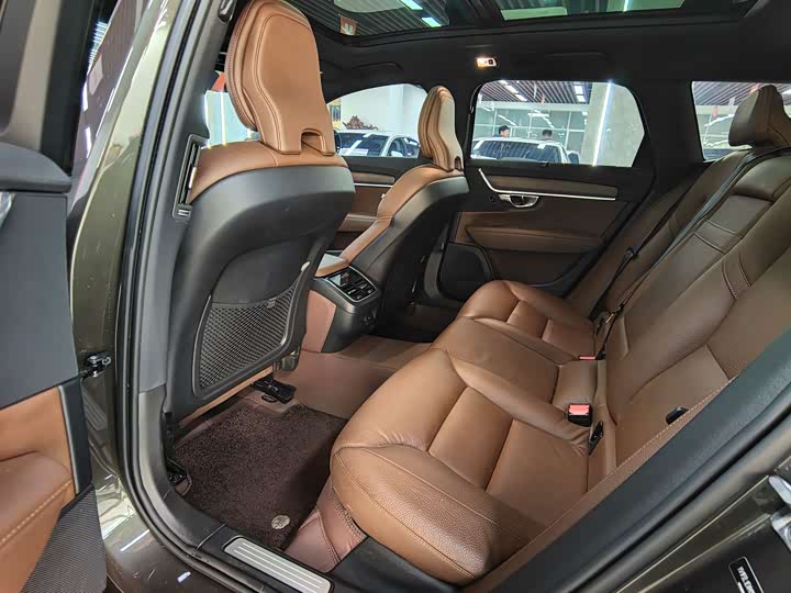 Volvo V90 2021 2021款 Cross Country B5 AWD 智远版