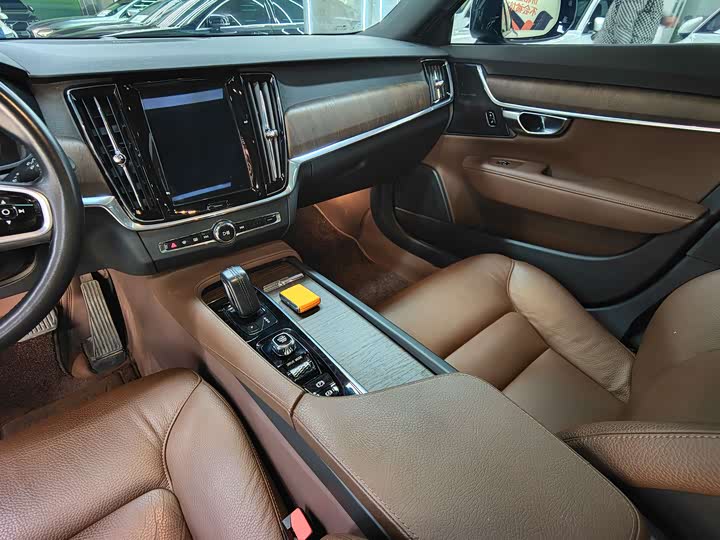 Volvo V90 2021 2021款 Cross Country B5 AWD 智远版