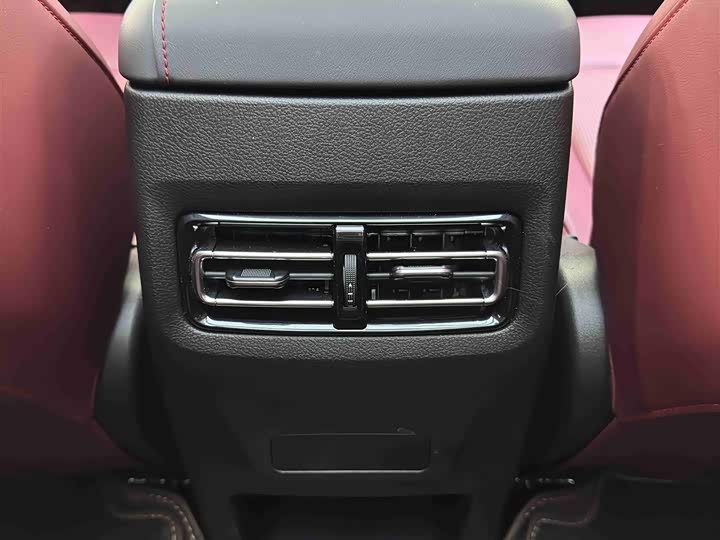 Jetour X70 2025 2025款 1.5T 手动超越版 5座