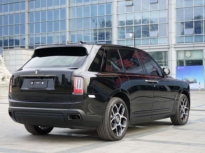 Rolls-Royce Cullinan 2024 2024款 Black Badge