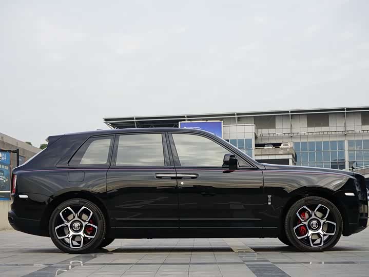 Rolls-Royce Cullinan 2024 2024款 Black Badge