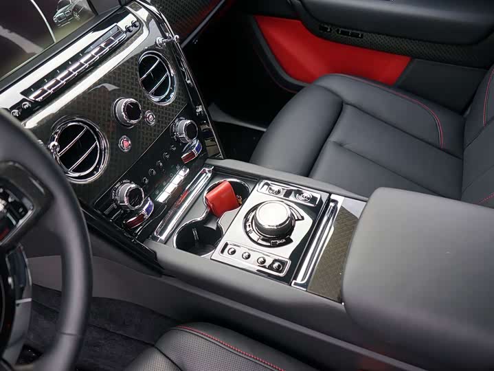 Rolls-Royce Cullinan 2024 2024款 Black Badge