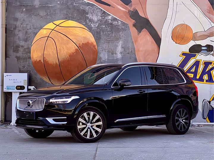 Volvo XC90 2025 2025款 B6 智逸豪华版 7座