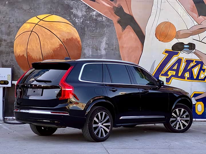 Volvo XC90 2025 2025款 B6 智逸豪华版 7座