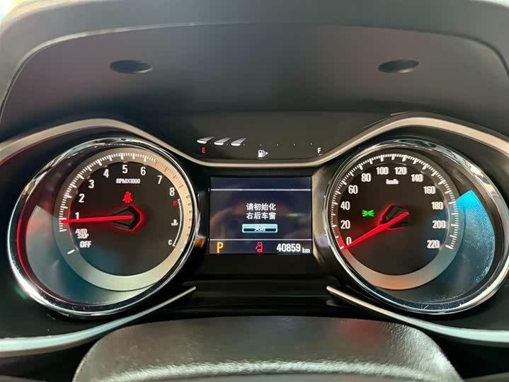 Chevrolet Orlando 2020 2020款 轻混 Redline 530T 自动纵享版（5+2款）