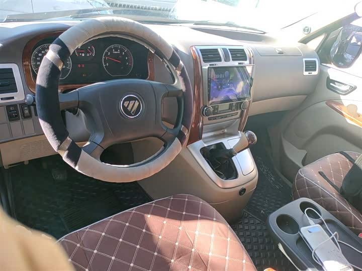 Foton G5 2020 2020款 2.0L长轴平顶9座多用途乘用车1TZS