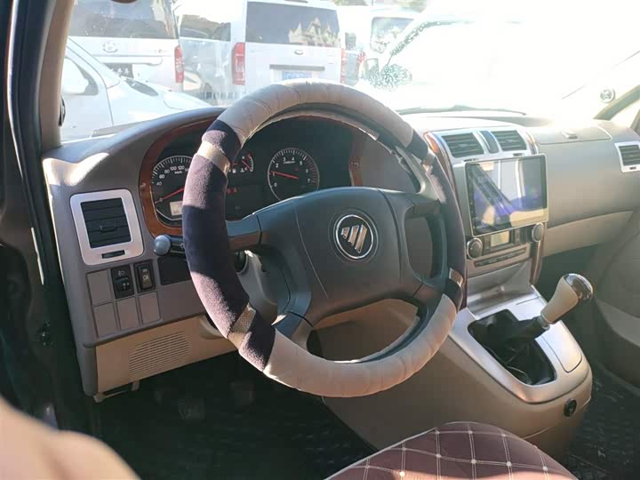 Foton G5 2020 2020款 2.0L长轴平顶9座多用途乘用车1TZS