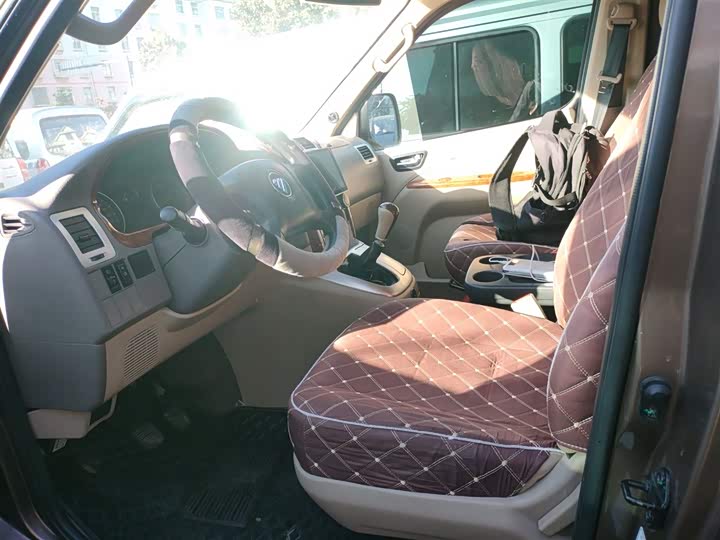 Foton G5 2020 2020款 2.0L长轴平顶9座多用途乘用车1TZS