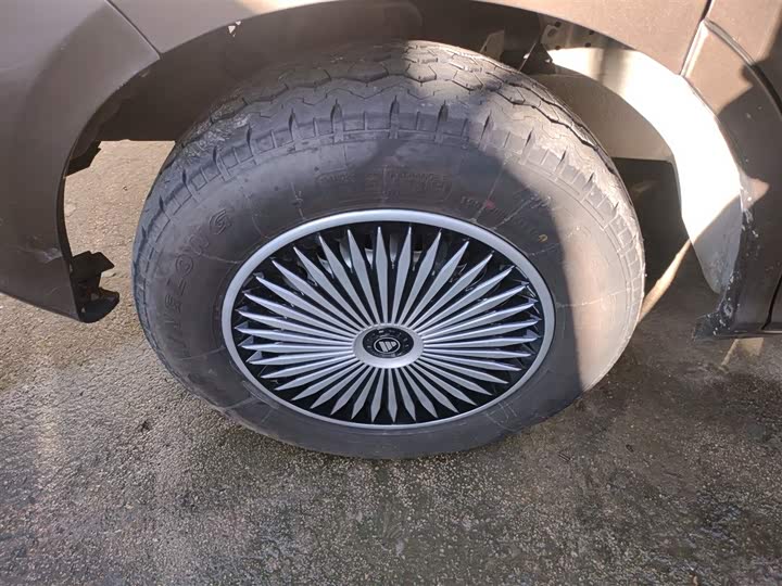 Foton G5 2020 2020款 2.0L长轴平顶9座多用途乘用车1TZS