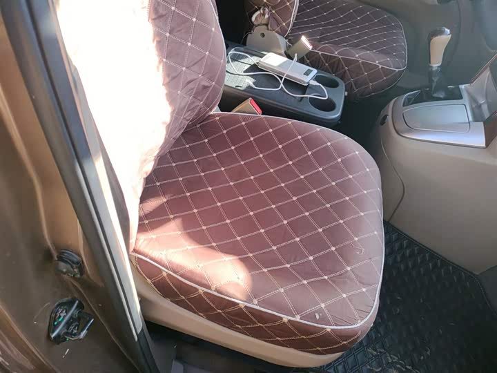 Foton G5 2020 2020款 2.0L长轴平顶9座多用途乘用车1TZS