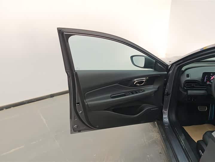 GAC Trumpchi Empow R 2023 2023款 270T DCT J15版