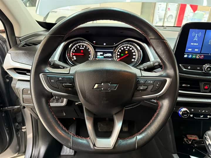Chevrolet Orlando 2020 2020款 轻混 Redline 530T 自动纵享版（5+2款）