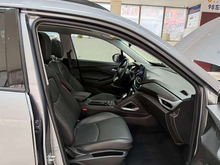 Chevrolet Orlando 2020 2020款 轻混 Redline 530T 自动纵享版（5+2款）