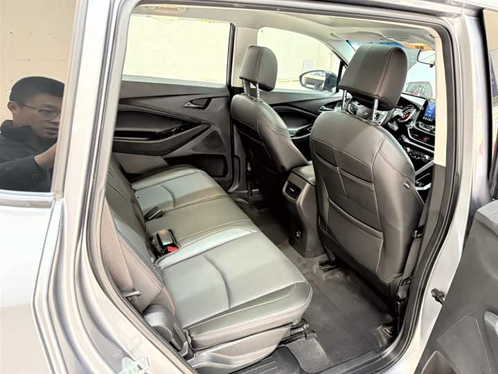 Chevrolet Orlando 2020 2020款 轻混 Redline 530T 自动纵享版（5+2款）