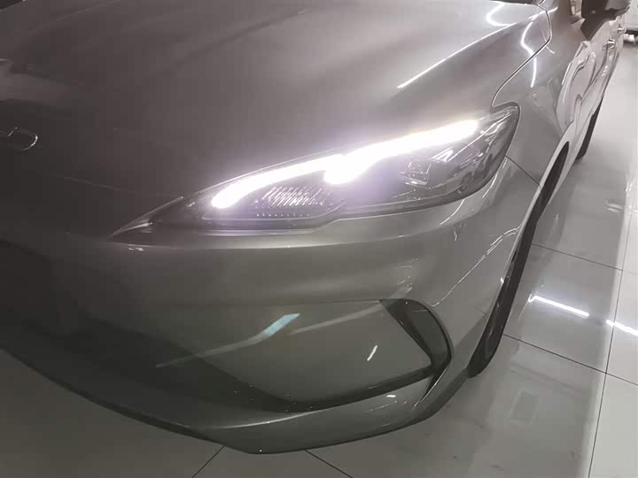 BYD Seal 05 DM-i Hybrid 2025 2025款 DM-i 智驾版 55KM豪华型