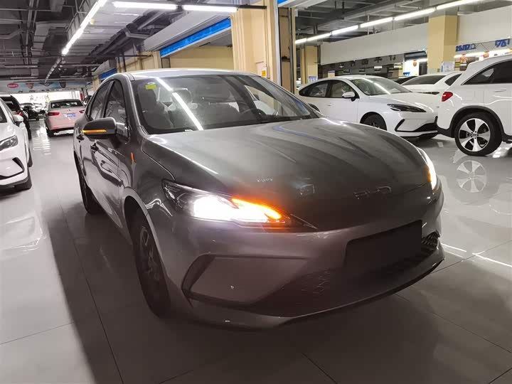 BYD Seal 05 DM-i Hybrid 2025 2025款 DM-i 智驾版 55KM豪华型