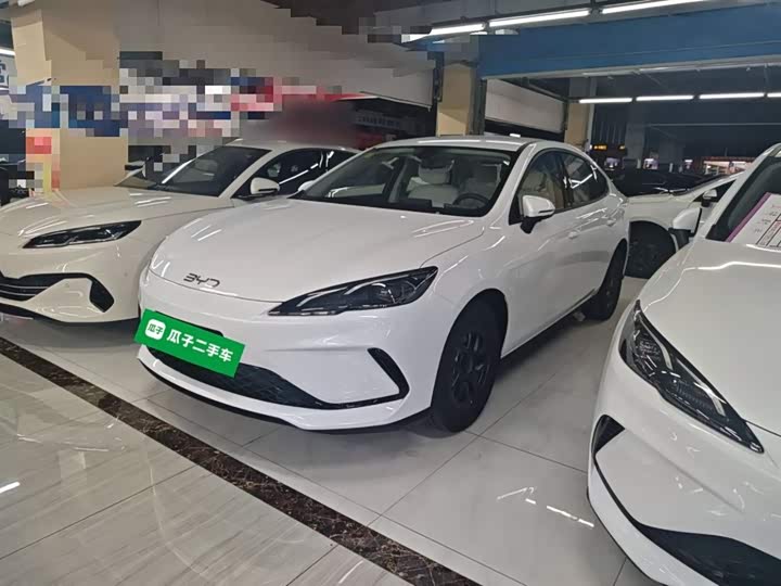 2025 BYD Seal 05 DM-i Hybrid