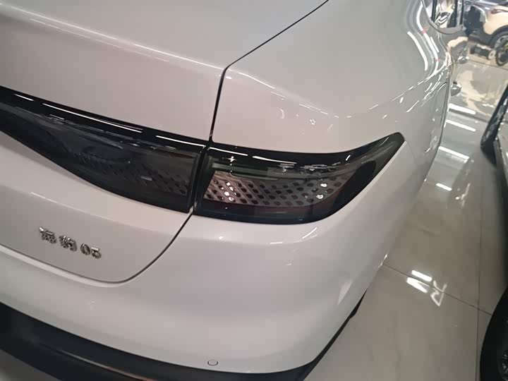 BYD Seal 05 DM-i Hybrid 2025 2025款 DM-i 智驾版 55KM豪华型