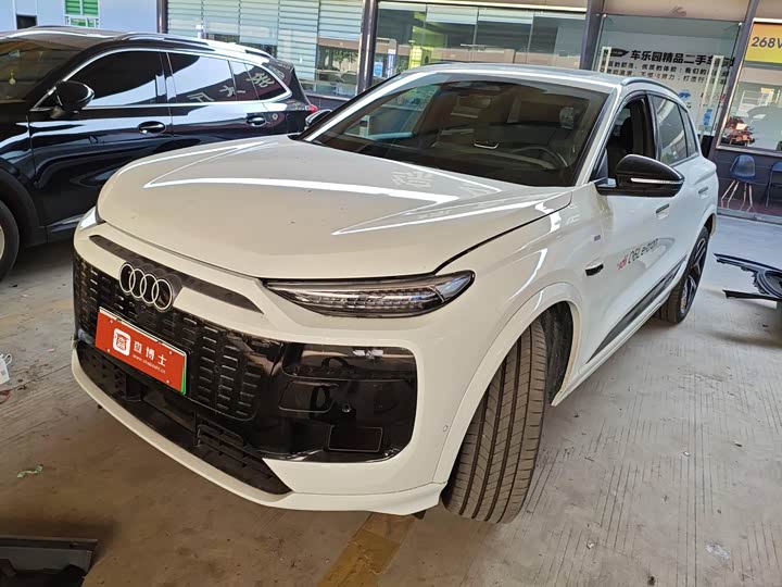 Audi Q6L e-tron 2026 2026款 首发领航版
