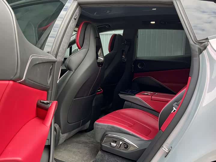 Lotus Eletre 2023 2023款 ELETRE R+