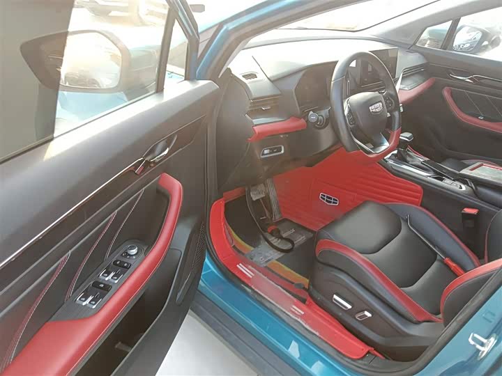 Geely Emgrand GS 2021 2021款 1.4T CVT尊贵型