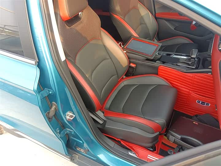 Geely Emgrand GS 2021 2021款 1.4T CVT尊贵型