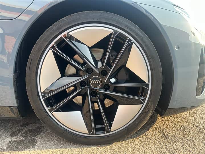 Audi e-tron GT 2023 2023款 基本型