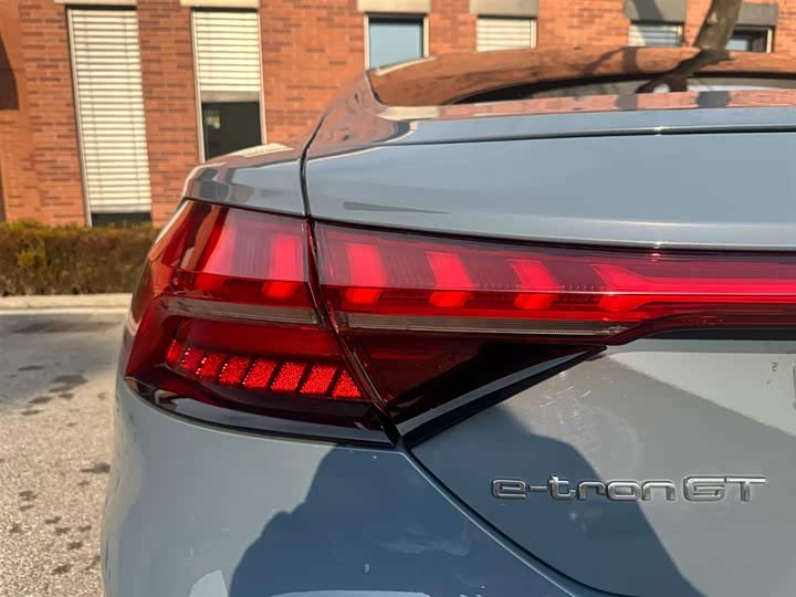 Audi e-tron GT 2023 2023款 基本型