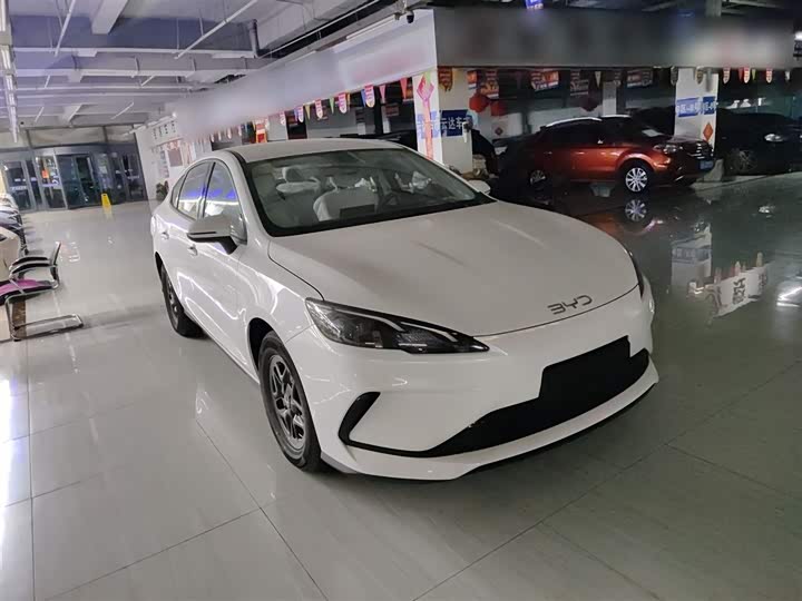 BYD Seal 05 DM-i Hybrid 2025 2025款 DM-i 智驾版 55KM豪华型