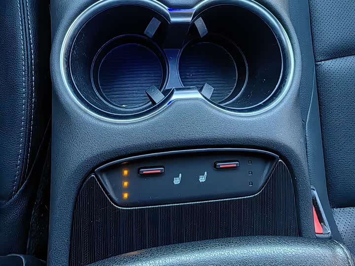 Toyota Harrier 2022 2022款 2.0L CVT两驱尊享版